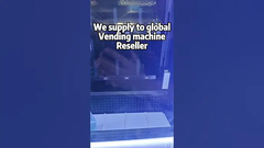 Verkaufsautomaten nach Deutschland mit Alterskontroller-Aufzug durch Mikron-Smart-Vending.