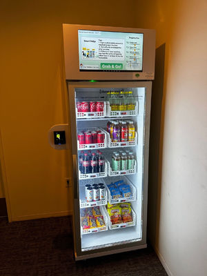 Großkapazität Touchscreen Snack Drink Smart Kühlschrank Offene Tür Verkaufsautomat