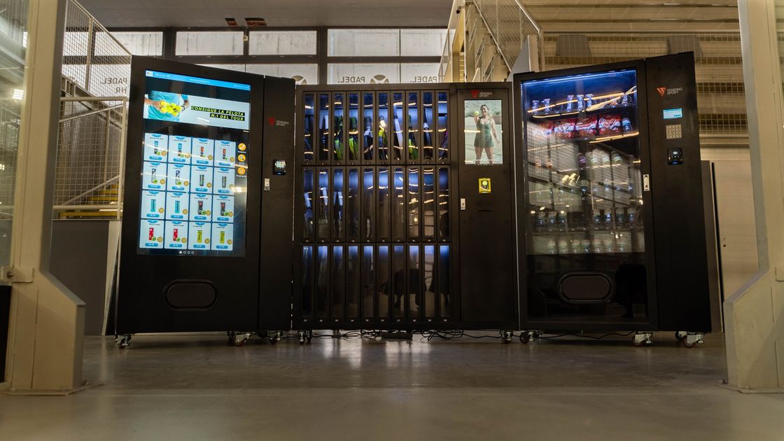 Maßgeschneiderte Good Tray Snack Food Vending Machine mit maximal 80 Auswahlmöglichkeiten und LED-Beleuchtung