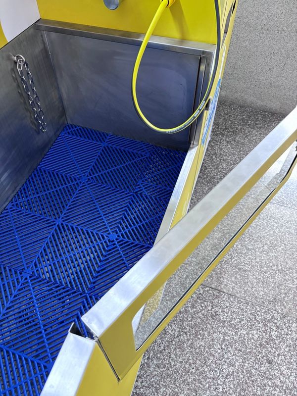 Hygienische Hundewaschung an den Fingerspitzen Anpassen der Automaten W2000*D663*H1800 Mm mit Shampoo-Optionen