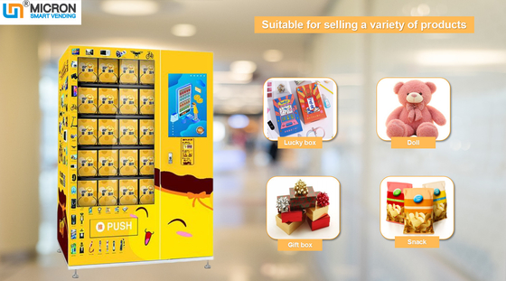 glücklicher automatischer Automat des Kastens und des Geschenks mit asvertisement managementn im Mall